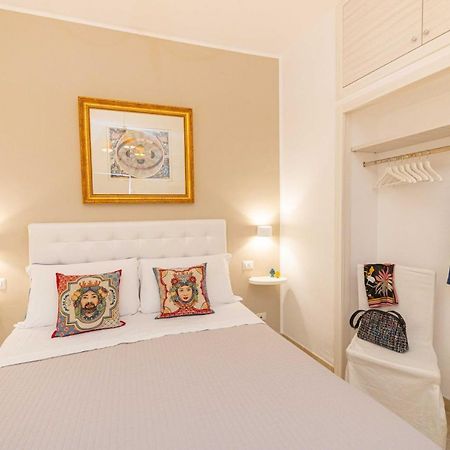 Bed And Breakfast Dionisio タオルミーナ エクステリア 写真