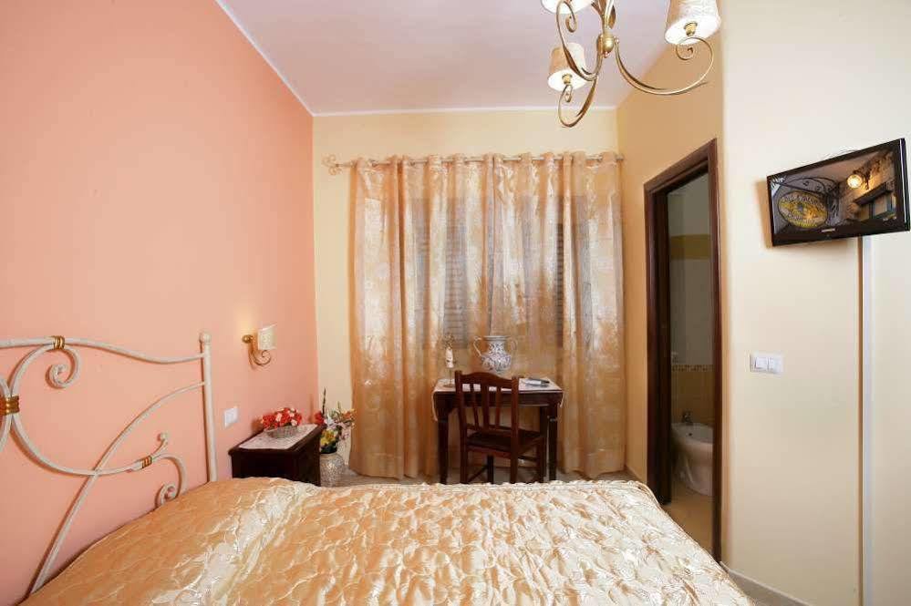 Bed And Breakfast Dionisio タオルミーナ エクステリア 写真